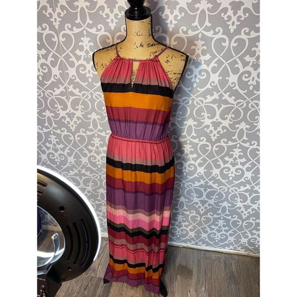LOFT Dresses & Skirts - Loft ann taylor maxi dress stripes